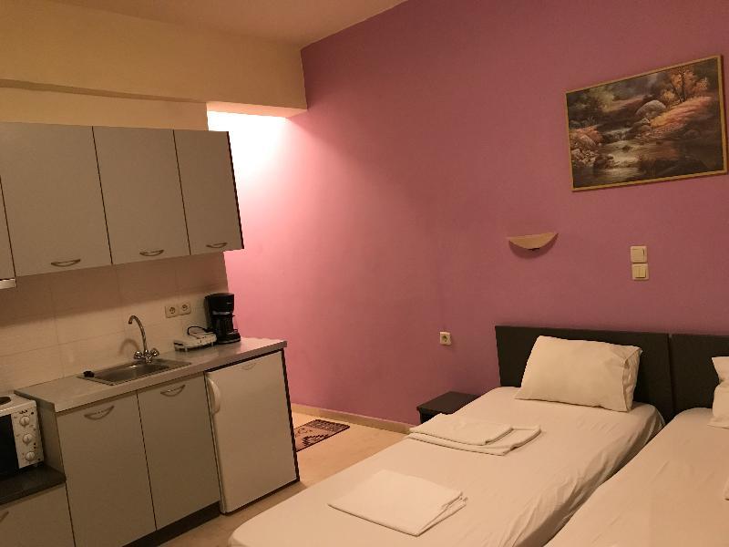 Nikas Rooms & Apartments Stoupa Exterior photo